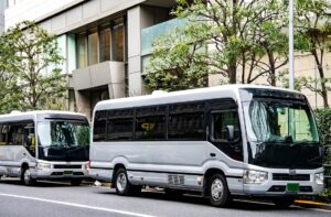 マイクロバスは、27名乗、23名乗など座席タイプが複数あります。荷物スペースのあるタイプもあり、団体旅行でも人気の車両です。